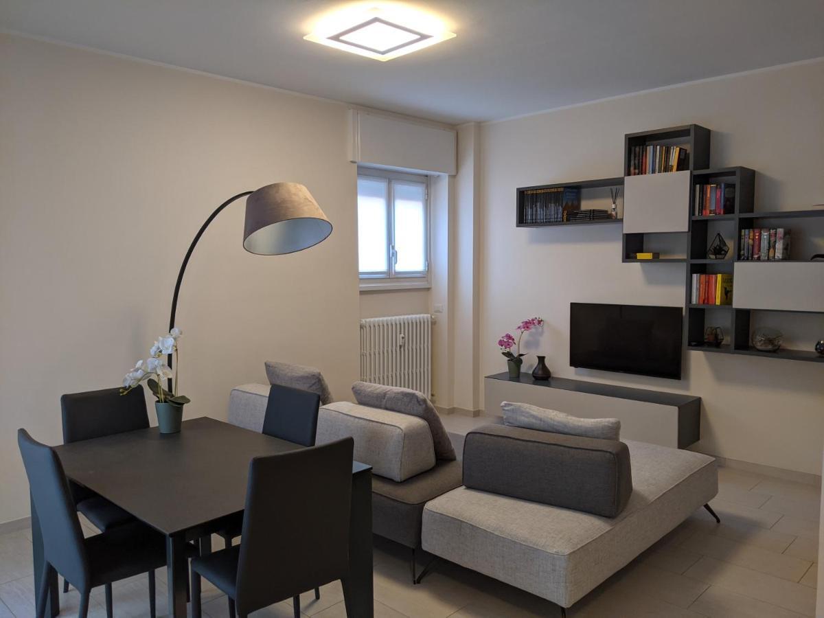 Modern Apartment - Como Centro Appartement *